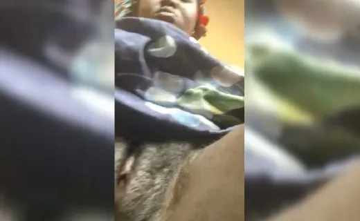 Married Woman Showing Her Pussy