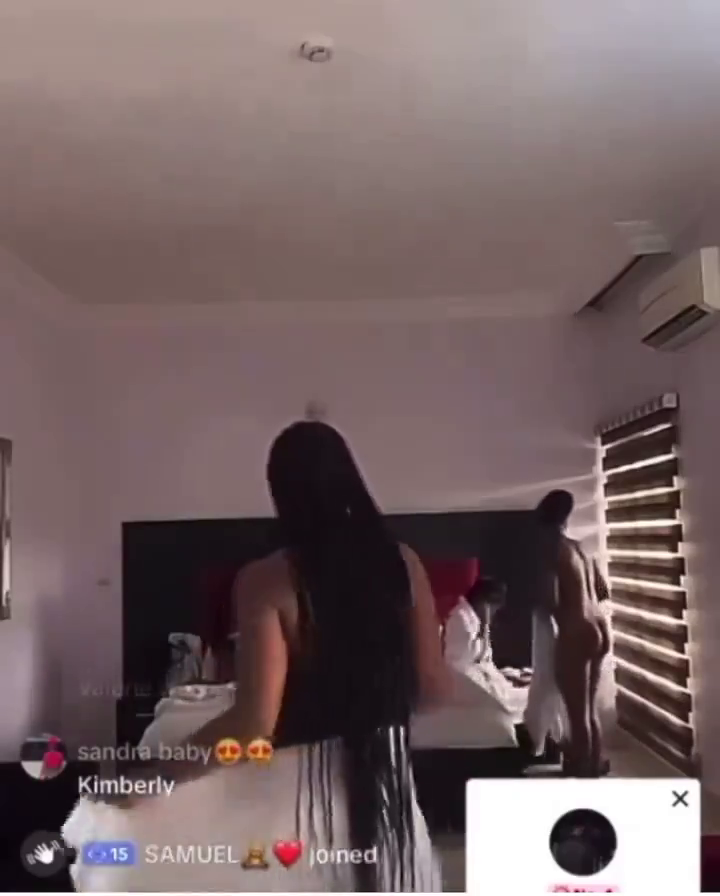 TikToker Kimberly Live Showing Her Naked Friend