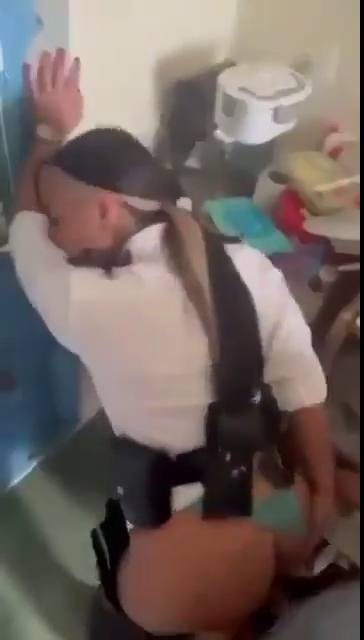 Viral Video of UK Prison Guard Fucking Inmate
